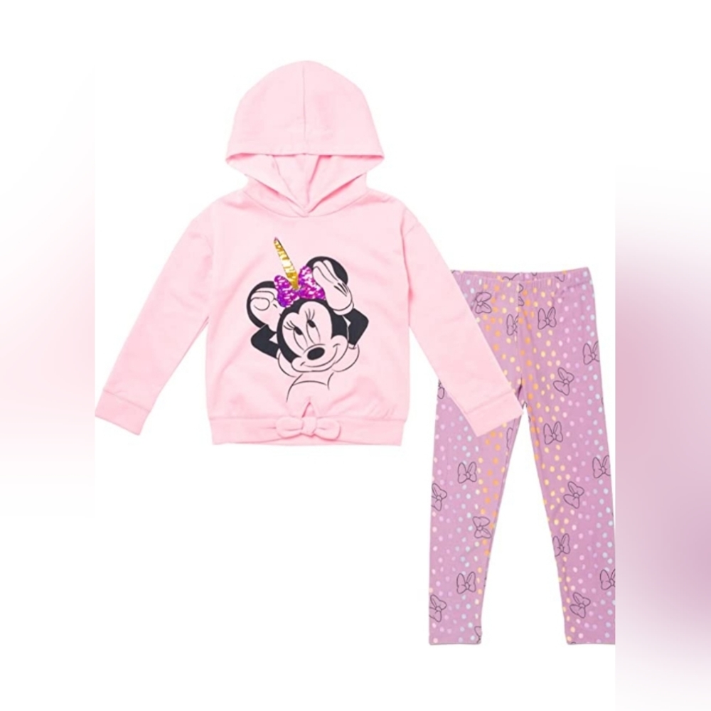New Minnie Mouse Pullover and Leggings Outfit